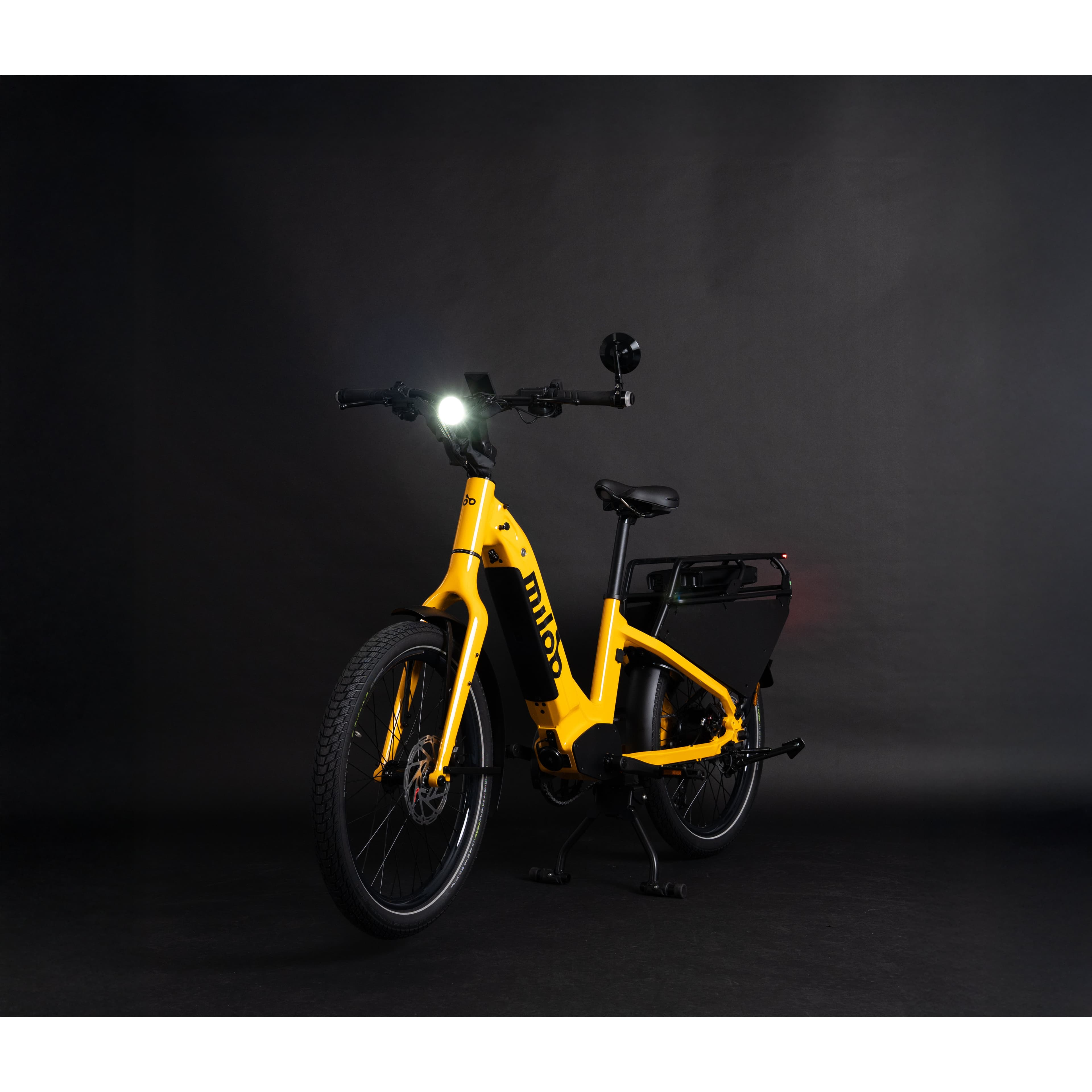 600b2b746df90d42ac754345f672107329fedb7f_Miloo_Studio_Cargo_Jaune_2.jpg