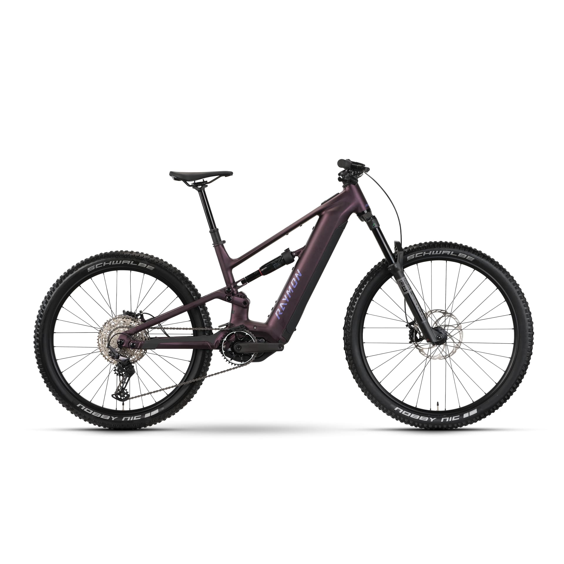 92f1e6798341624f893af3ec7cc94bd96b1a12db_Raymon_Ravor_Comp_Purple.jpg