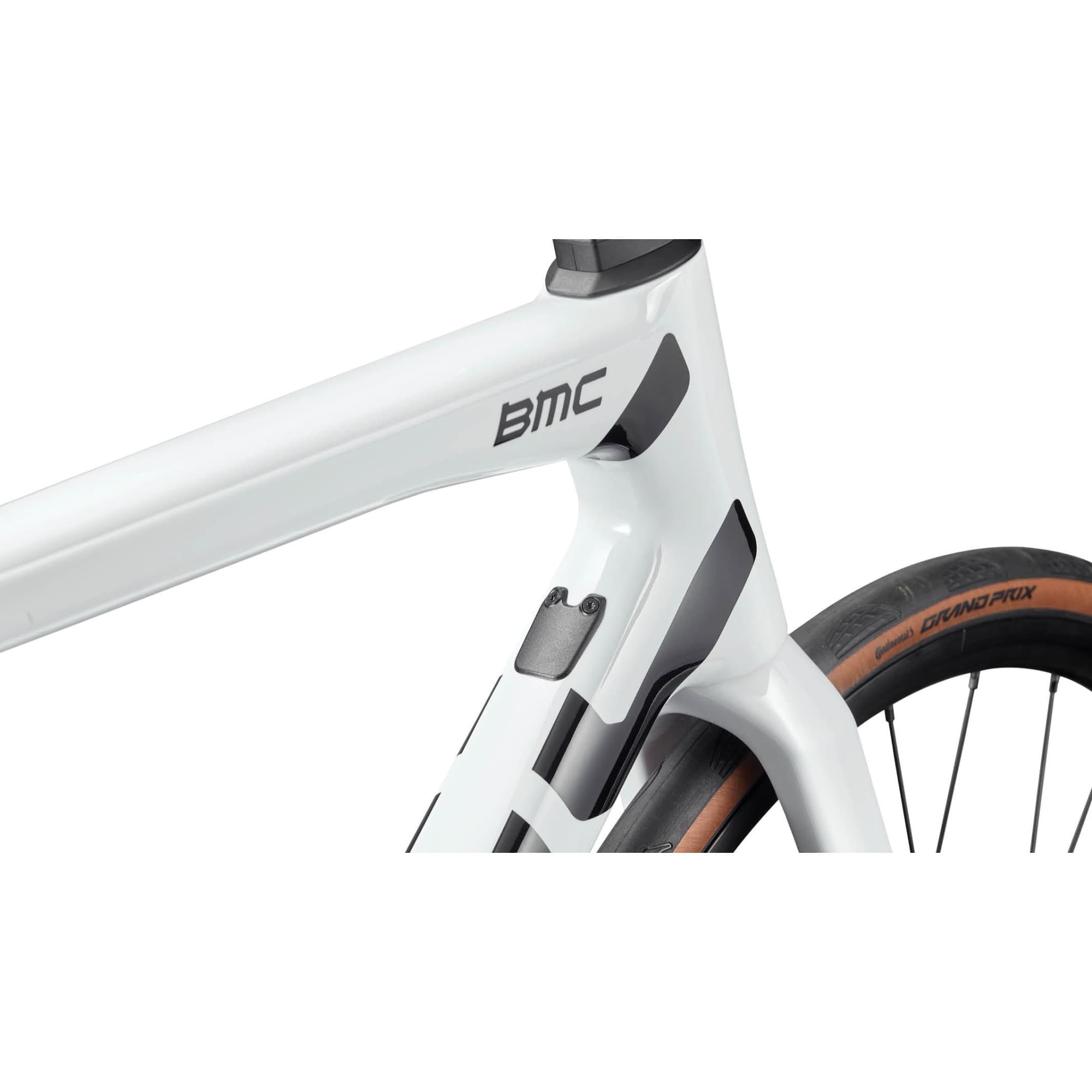d2b0808f463c39ab84138fcc1ec3765c280e6111_bmc_teammachine_slr_three_white_04.jpg
