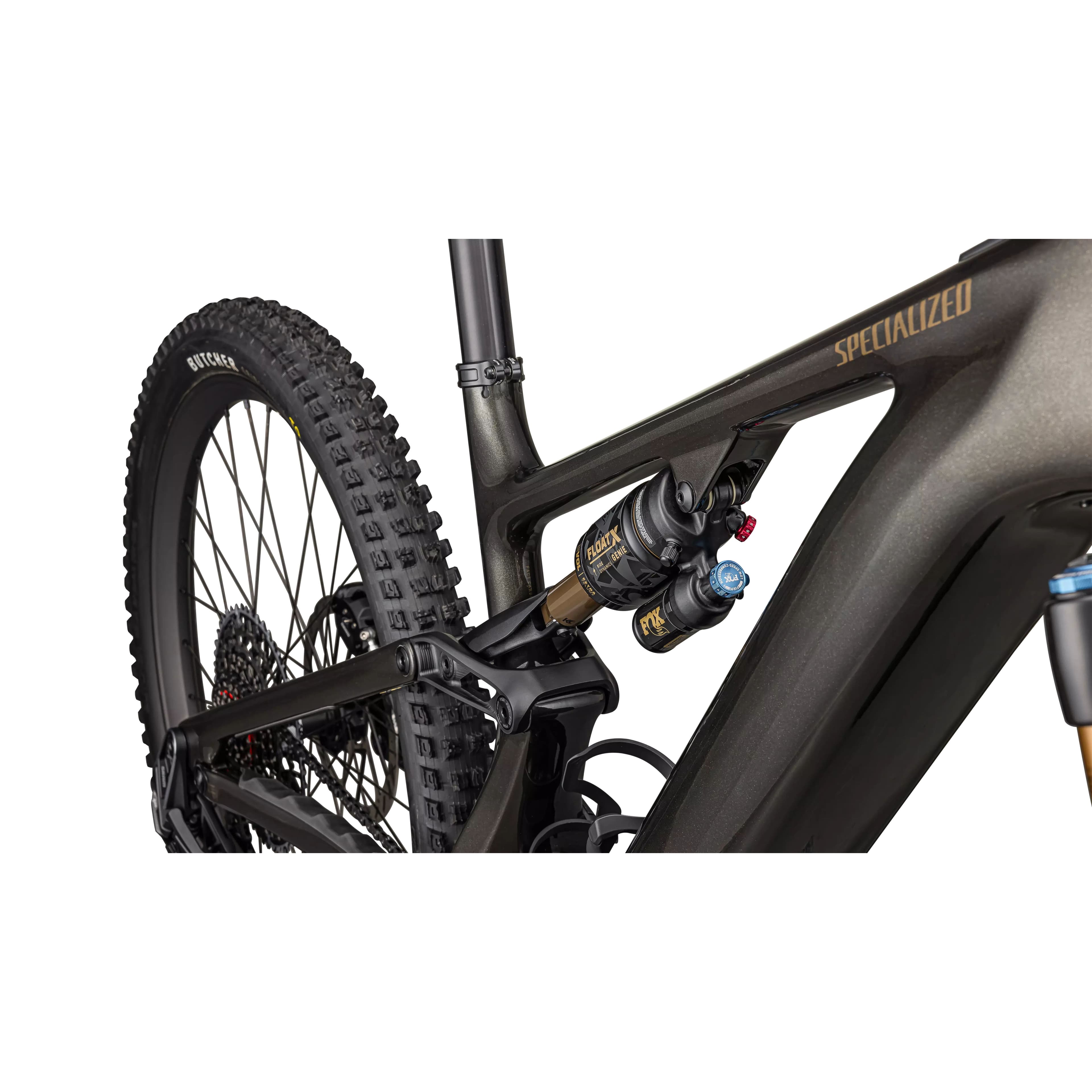 f0db51680c6f2d485de550e7b00503681d169dd2_95224_13_LEVO_PRO_CARBON_6.jpg